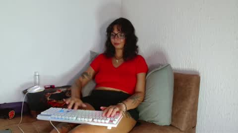 myamillor online show from March 6, 8:27 pm