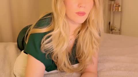 Mya-be Yours P online show from January 20, 1:18 am