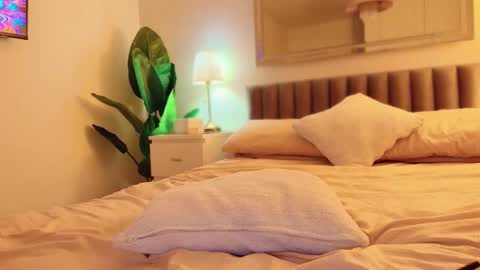 Mya-be Yours P online show from March 10, 12:15 am