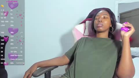 Samanta  online show from November 26, 1:45 pm