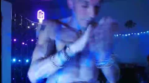 Snapshot of mycock4u247 chatting on February 24, 1:24 am LA MARIPOSA DE MARICOPA online show from February 24, 1:24 am