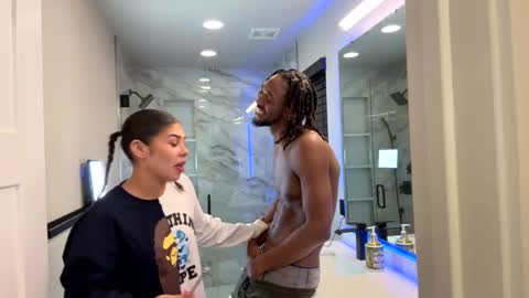 mycreamydreams online show from January 29, 1:05 am