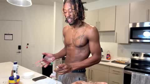 mycreamydreams online show from March 8, 12:22 am