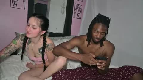 mycreamydreams online show from May 5, 2:19 am