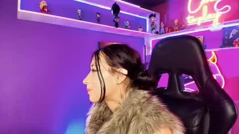 Milly Cute online show from February 10, 5:00 am