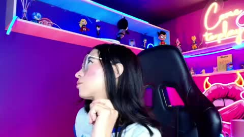 Milly Cute online show from March 25, 4:40 am