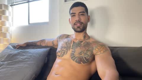 Myke esthetic online show from January 31, 7:11 pm