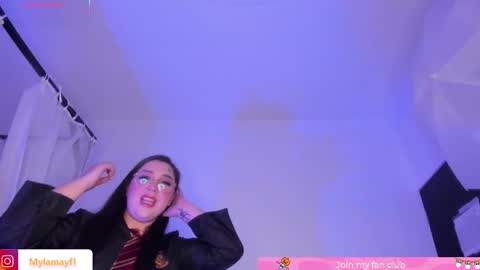 Myla  online show from October 30, 11:33 am