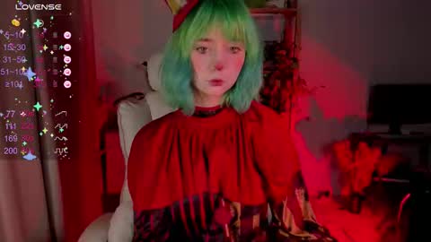 MylaFlores online show from October 31, 1:50 am