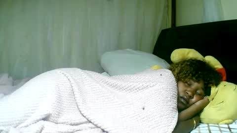 linda online show from January 15, 3:00 am