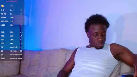 Mylo Wallace  online show from February 27, 2:55 am