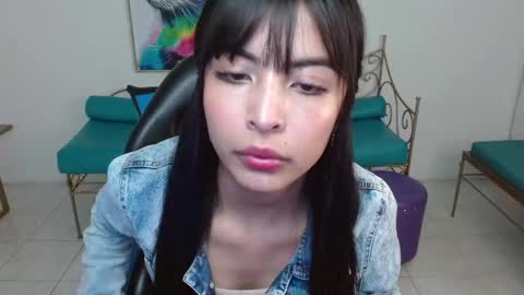 Snapshot of mylu_11 chatting on October 1, 8:04 pm Milu 3 online show from October 1, 8:04 pm
