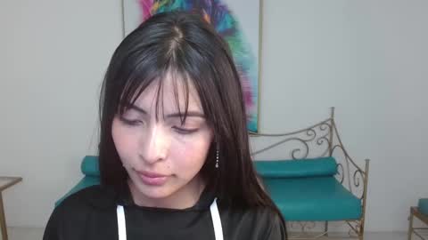 Snapshot of mylu_11 chatting on October 2, 8:27 pm Milu 3 online show from October 2, 8:27 pm