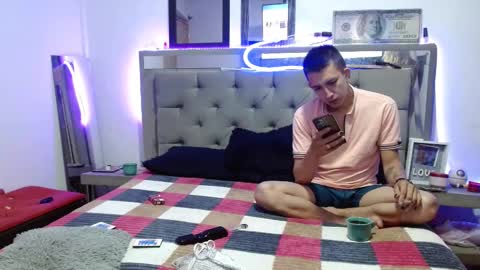 Snapshot of myluandjackhot chatting on February 15, 12:01 pm Myluandjack online show from February 15, 12:01 pm
