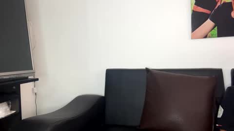 Myluandjack online show from February 21, 7:15 pm