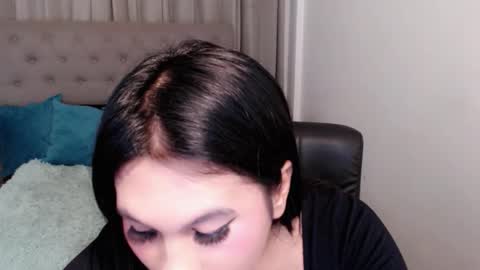 Snapshot of myluisa chatting on December 16, 3:11 am Lovely Luisa online show from December 16, 3:11 am