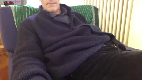 Bi sexy guy lovense hush is on private is open or password show tip if you like. online show from March 7, 10:56 am