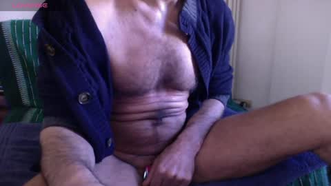 Snapshot of mynakedbeach chatting on May 19, 6:53 am Bi sexy guy lovense hush is on private is open or password show tip if you like. online show from May 19, 6:53 am