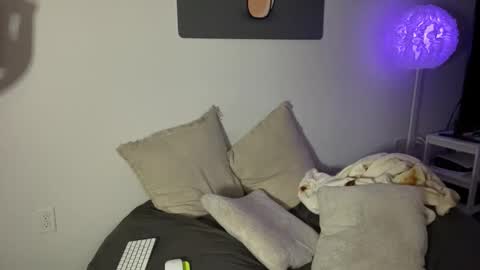 Snapshot of mynameisjeremy chatting on December 23, 8:12 am mynameisjeremy online show from December 23, 8:12 am