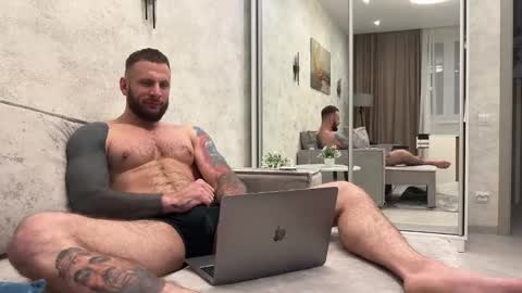 mynameismartin online show from December 9, 6:14 pm