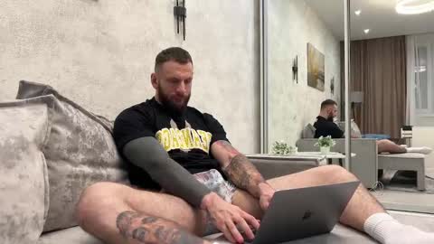 mynameismartin online show from December 10, 6:49 pm