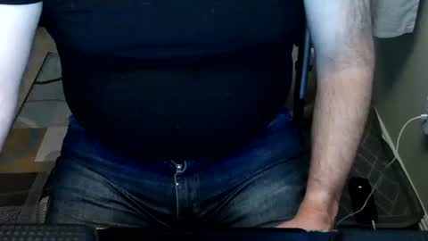 Just hanging out - No pressure online show from April 17, 1:52 am