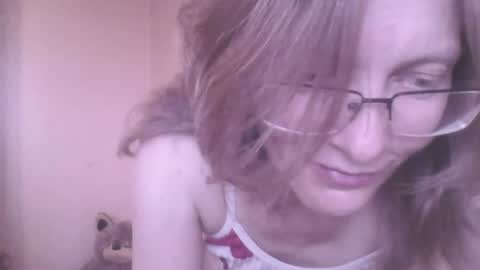 Snapshot of mysterious_blondy chatting on July 7, 1:26 pm mysterious_blondy online show from July 7, 1:26 pm
