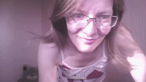 Snapshot of mysterious_blondy chatting on July 9, 12:37 am mysterious_blondy online show from July 9, 12:37 am