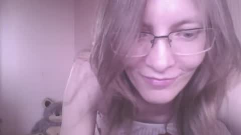 Snapshot of mysterious_blondy chatting on July 14, 2:05 am mysterious_blondy online show from July 14, 2:05 am