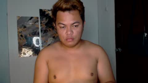 Snapshot of mysteriousasiangay chatting on September 24, 2:26 am Mater Jerk online show from September 24, 2:26 am