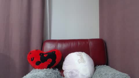 Mystery Girl online show from November 2, 4:53 pm