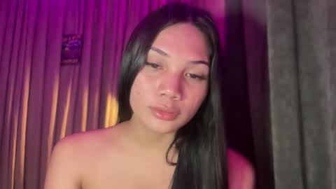 UR GIRL NEXTDOOR online show from February 16, 3:19 pm