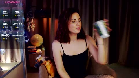 Angeline online show from March 29, 7:36 pm