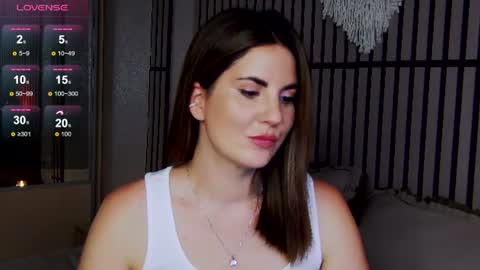 Snapshot of mystique_girl_ chatting on July 9, 8:13 pm Angeline online show from July 9, 8:13 pm