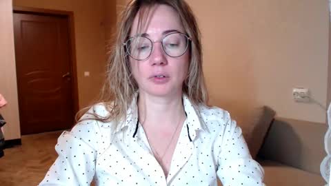 Maya online show from December 31, 4:46 pm