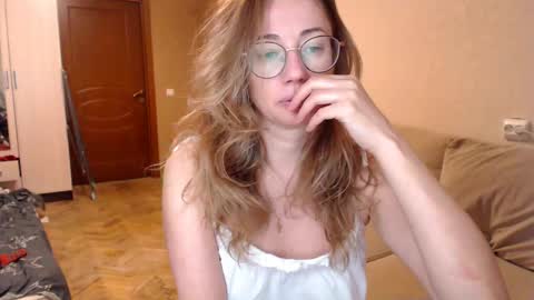 Maya online show from March 12, 7:17 pm