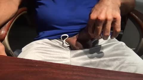 Snapshot of mythickness chatting on September 22, 1:40 am mythickness online show from September 22, 1:40 am