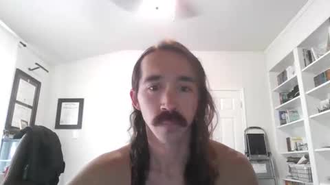 Snapshot of mythrowawayatx chatting on October 26, 3:07 pm mythrowawayatx online show from October 26, 3:07 pm