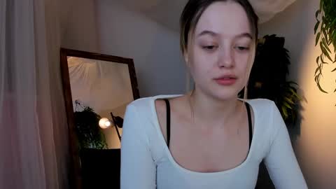 Eva  online show from February 25, 4:42 pm