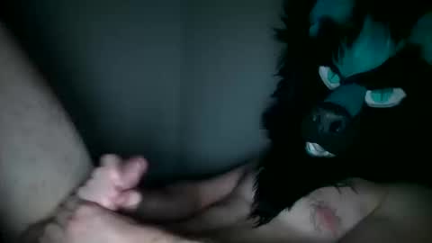 Snapshot of n33ds2br33d chatting on October 10, 6:12 am n33ds2br33d online show from October 10, 6:12 am