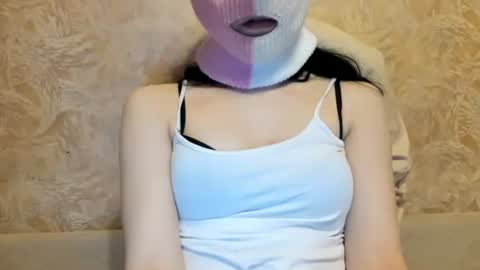 Snapshot of n33n33 chatting on February 20, 4:09 am n33n33 online show from February 20, 4:09 am