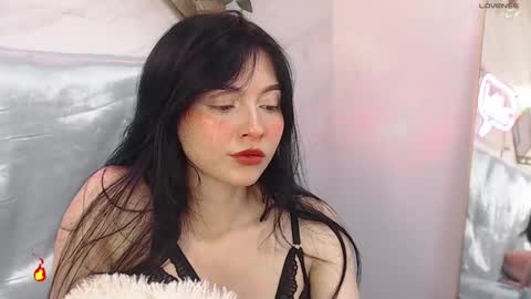 naamah_b online show from February 25, 2:22 pm