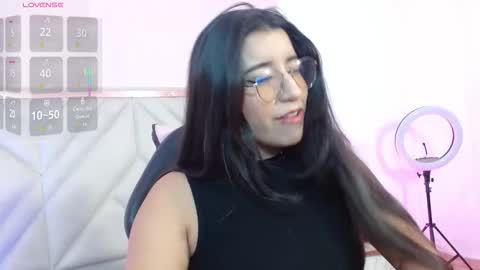 Snapshot of naanaky_tay chatting on September 13, 12:05 pm TARA online show from September 13, 12:05 pm