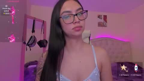 Snapshot of naath_ chatting on February 12, 12:48 am anny online show from February 12, 12:48 am