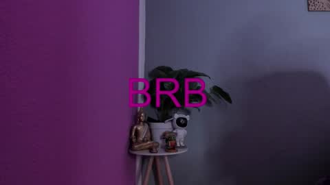 Snapshot of naath_ chatting on November 10, 10:53 pm anny online show from November 10, 10:53 pm