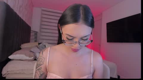 anny online show from April 12, 12:04 am