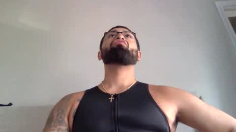 Snapshot of nacho25dc chatting on October 19, 7:25 pm nacho25dc online show from October 19, 7:25 pm