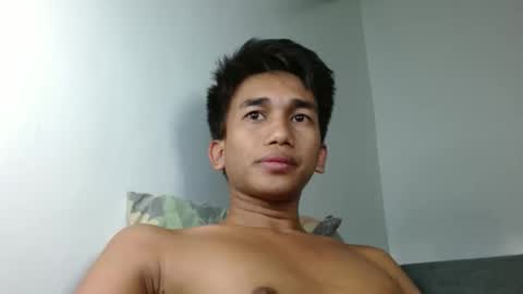 nachos072800 online show from March 18, 4:26 am