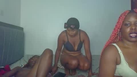 Snapshot of nadia_lisse chatting on November 11, 2:33 am nadia_lisse online show from November 11, 2:33 am