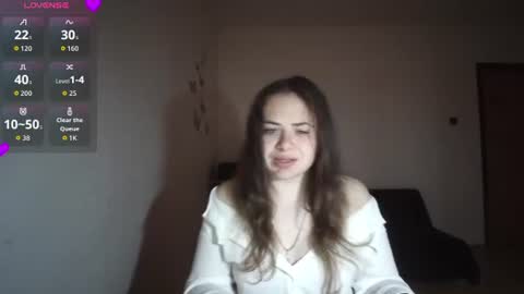 nadiiamorgun online show from June 18, 3:27 pm